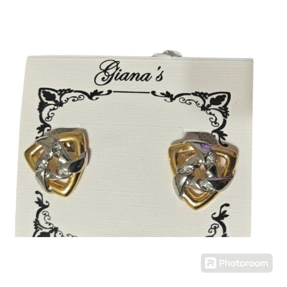 NWT Clip On Giana’s Masterpiece Vintage style Earrings - Picture 2 of 3